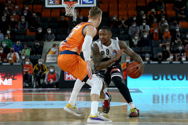 发展奠定基 发展奠定基