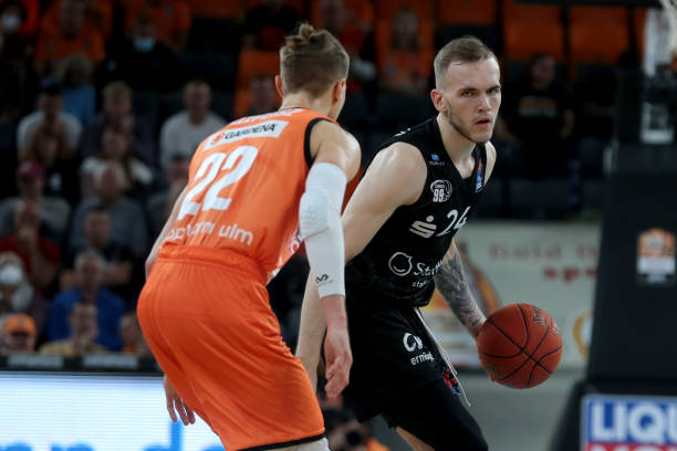 跟进完整赛 跟进完整赛