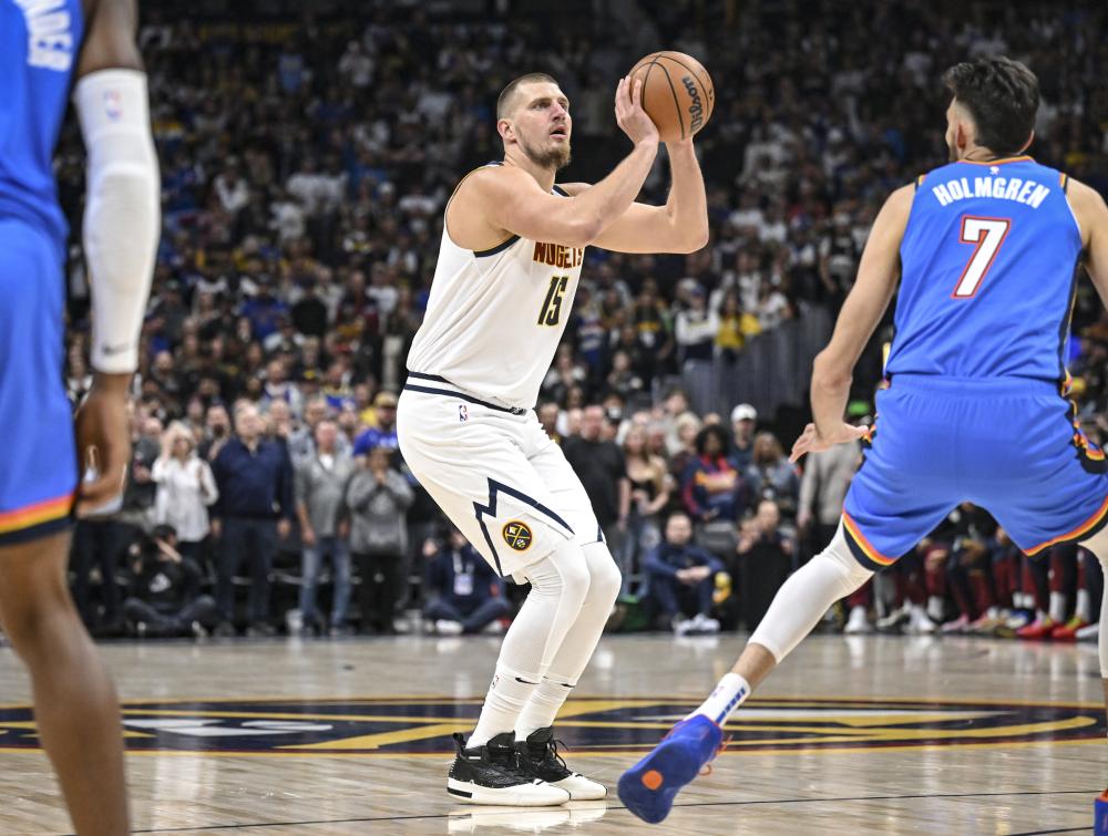 在灰熊此前 在灰熊此前