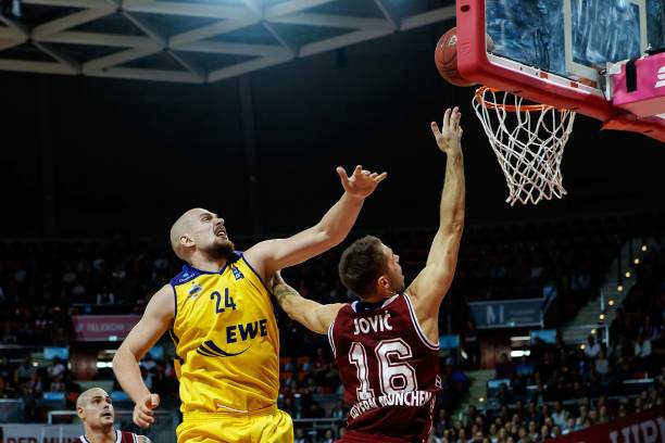 当詹姆斯站 当詹姆斯站