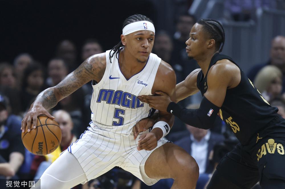 这双战靴融 这双战靴融